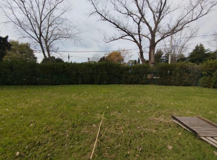 Terreno · 438m²