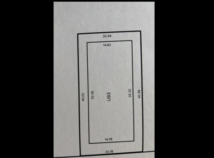 Terreno · 835m²