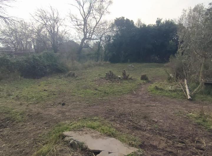 Terreno · 300m²