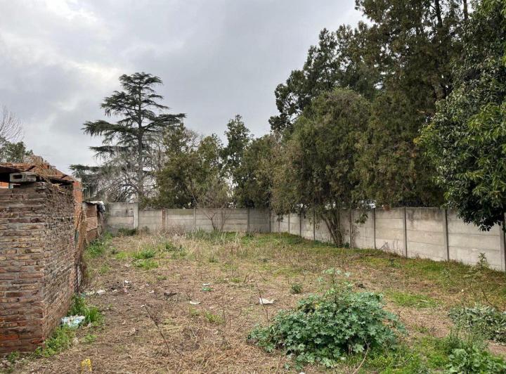 Terreno · 370m²