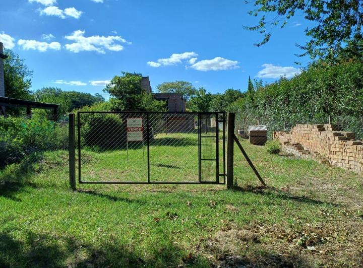 Terreno · 300m²