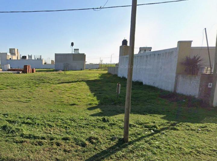 Terreno · 300m²