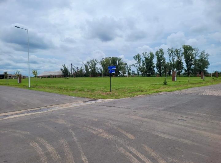 Terreno · 300m²