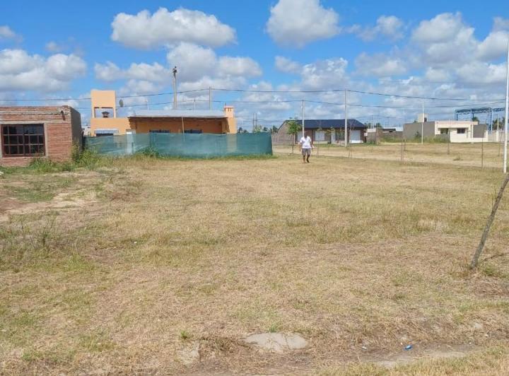 Terreno · 300m²