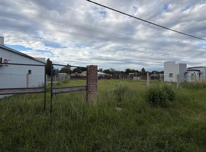 Terreno · 600m²