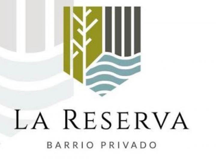 Terreno · 700m²