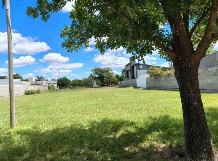 Terreno · 518m²