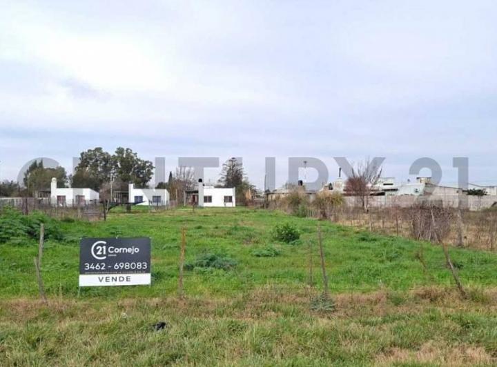 Terreno · 885m²