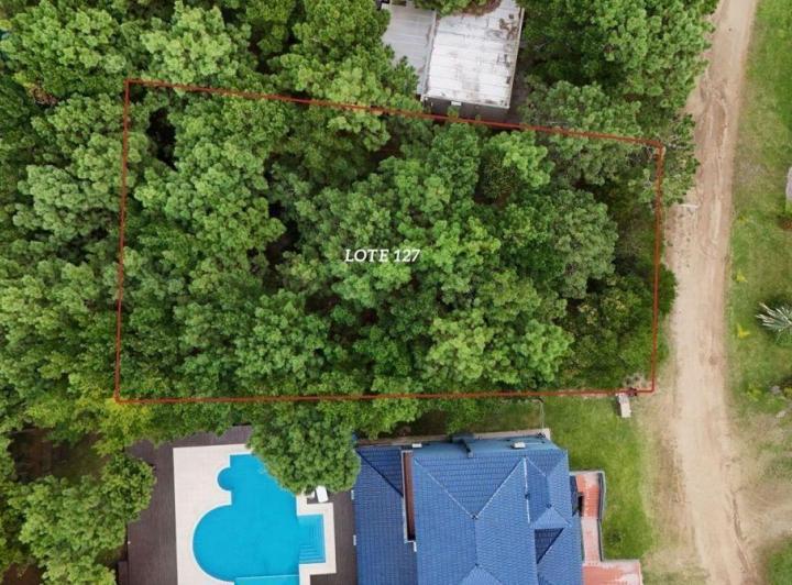 Terreno · 1152m²