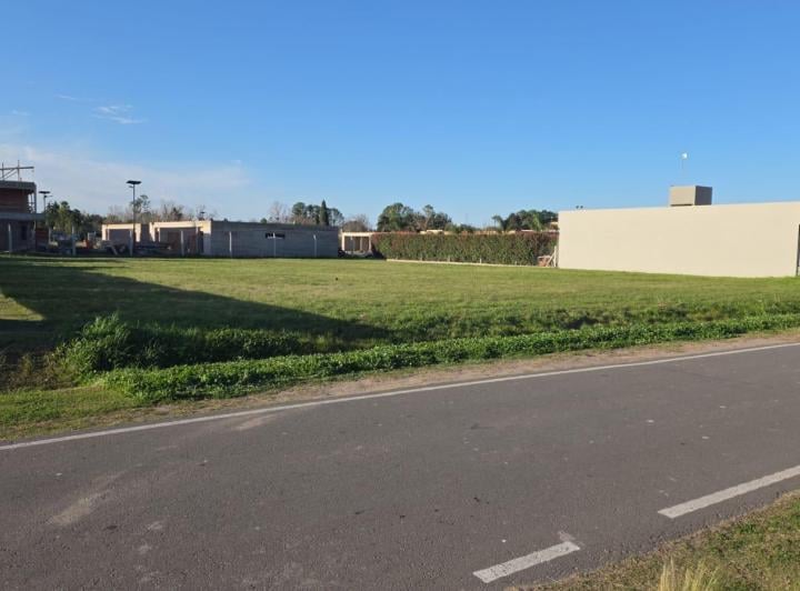 Terreno · 2000m²