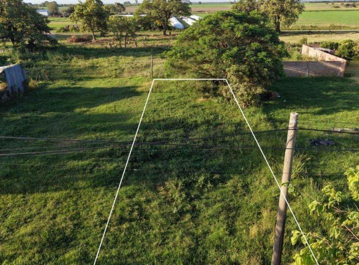 Terreno · 330m²