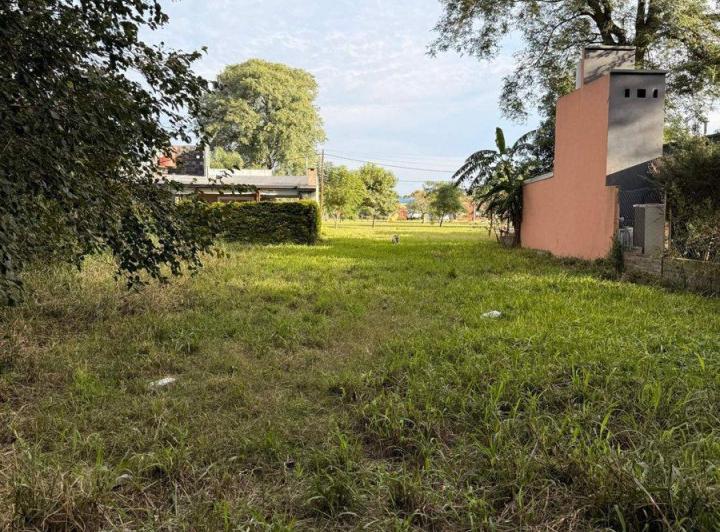 Terreno · 406m²