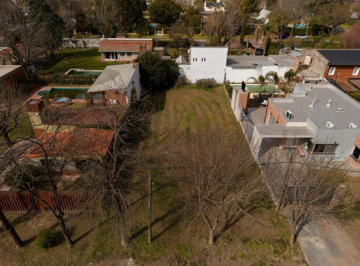 Terreno · 450m²