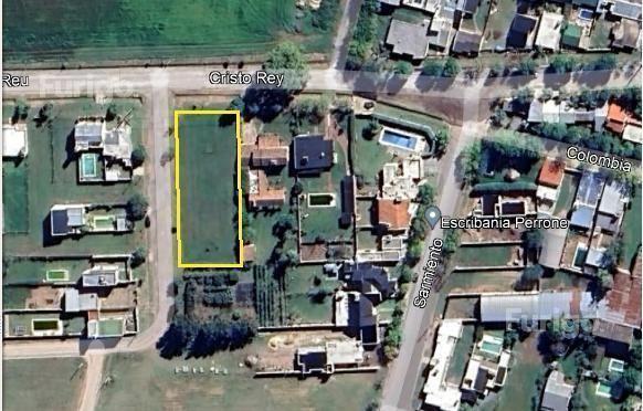 Terreno · 1352m²