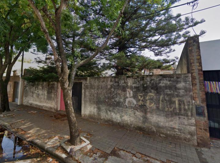 Terreno · 205m²