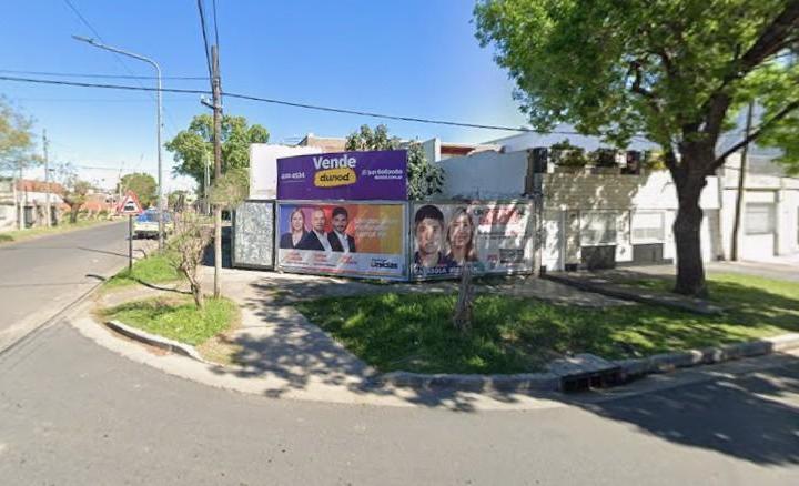 Terreno · 121m²