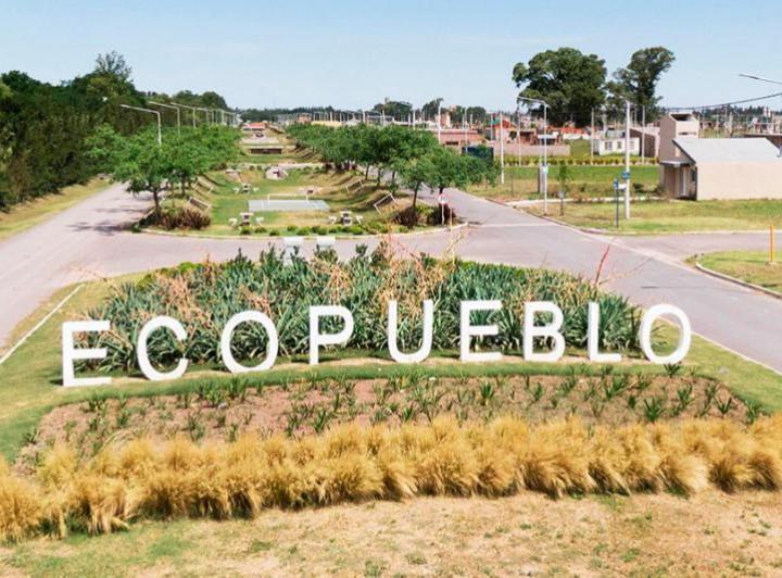 Terreno · 300m²