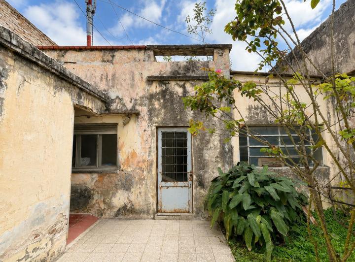 Terreno · 147m²