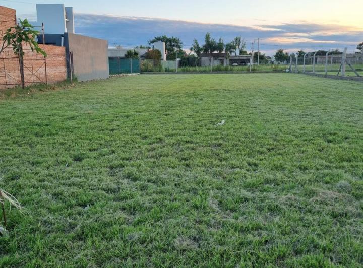 Terreno · 758m²