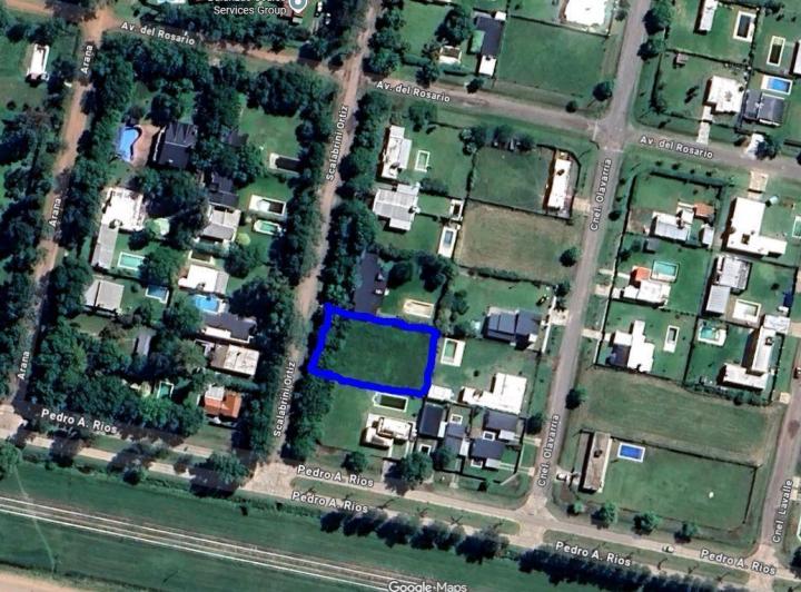 Terreno · 888m²
