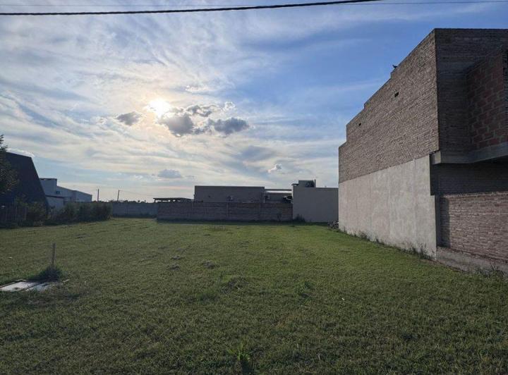Terreno · 270m²