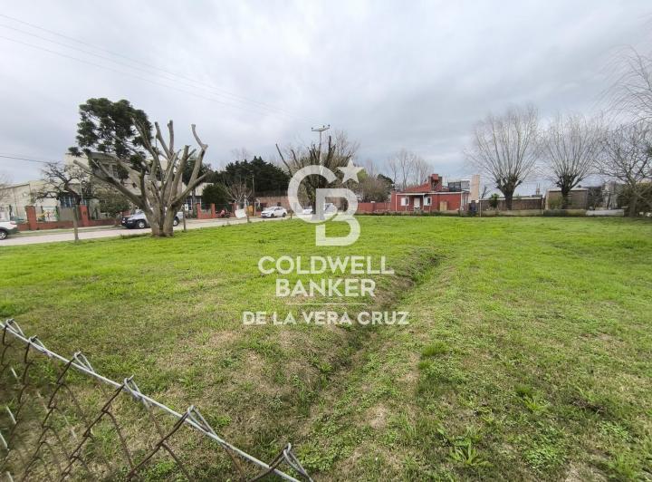 Terreno · 875m²
