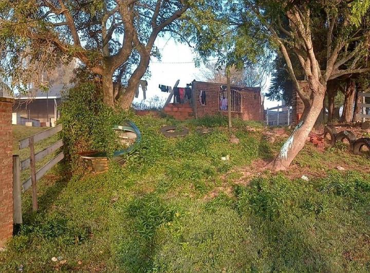 Terreno · 733m²