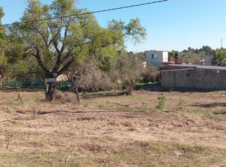 Terreno · 1476m²