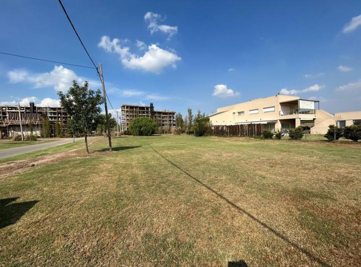 Terreno · 800m²