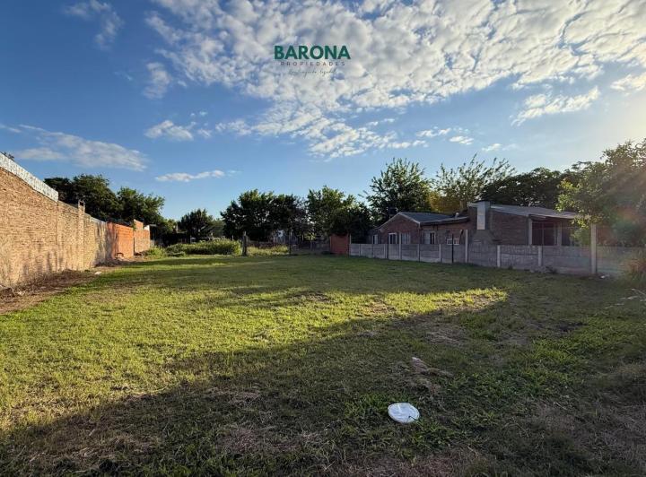 Terreno · 827m²