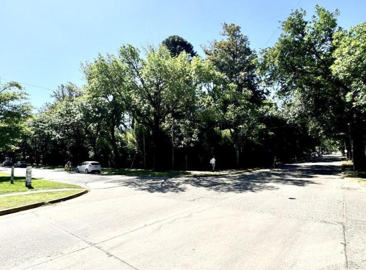 Terreno · 5709m²