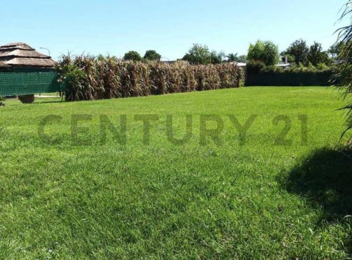 Terreno · 732m²