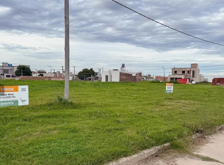 Terreno · 300m²