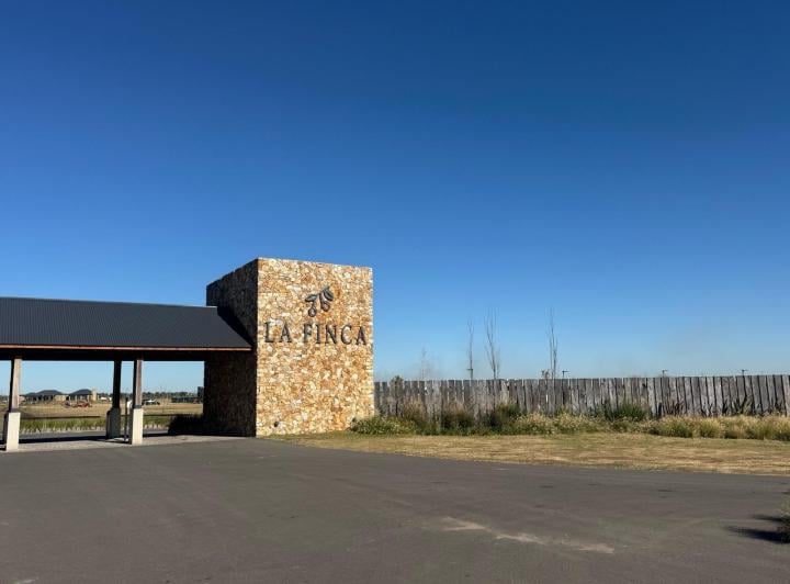 Terreno · 800m²