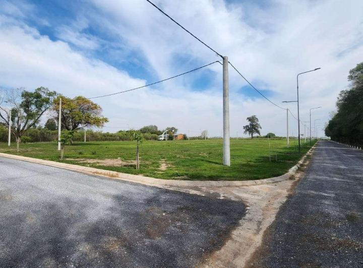 Terreno · 302m²