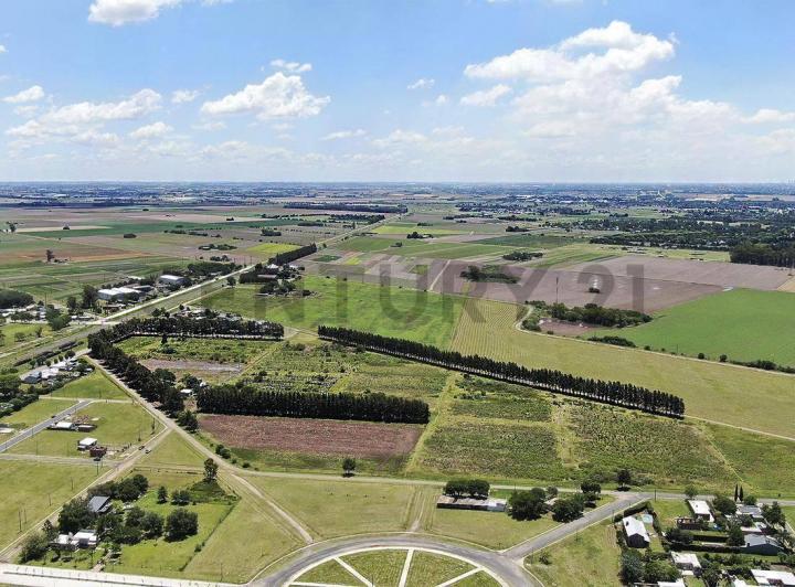 Terreno · 366m²