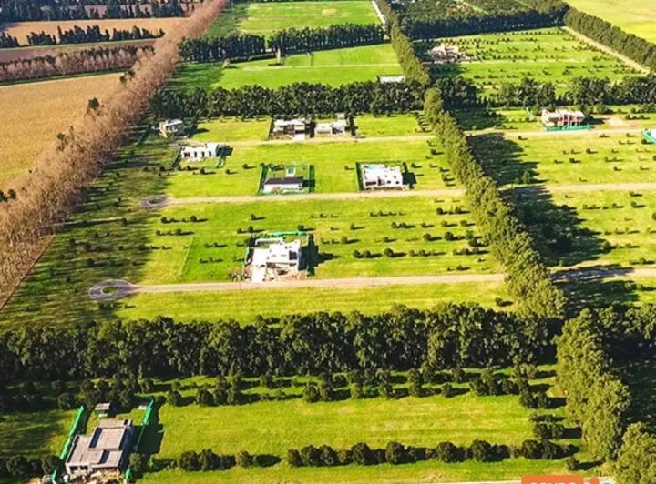 Terreno · 690m²