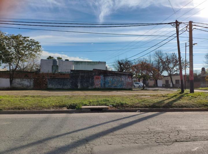 Terreno · 280m²