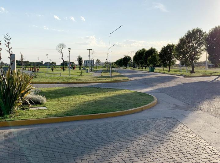 Terreno · 300m²
