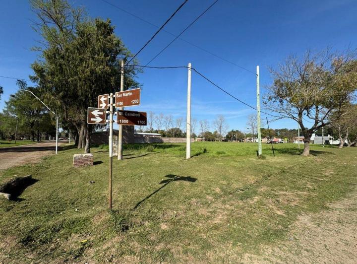 Terreno · 389m²