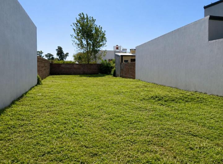 Terreno · 400m²