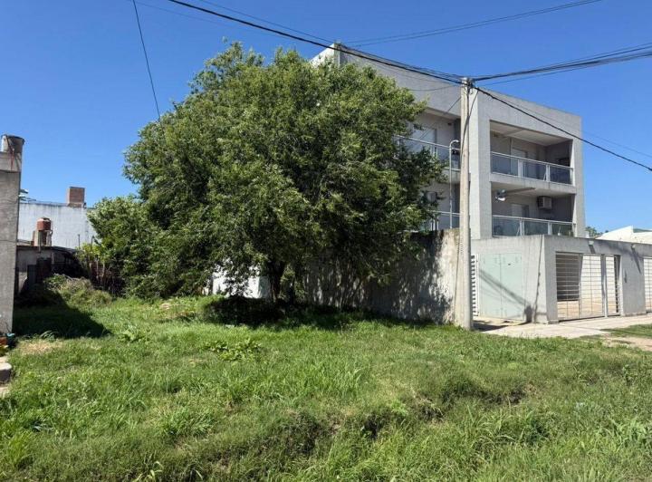 Terreno · 180m²