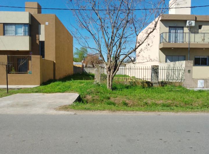 Terreno · 300m²