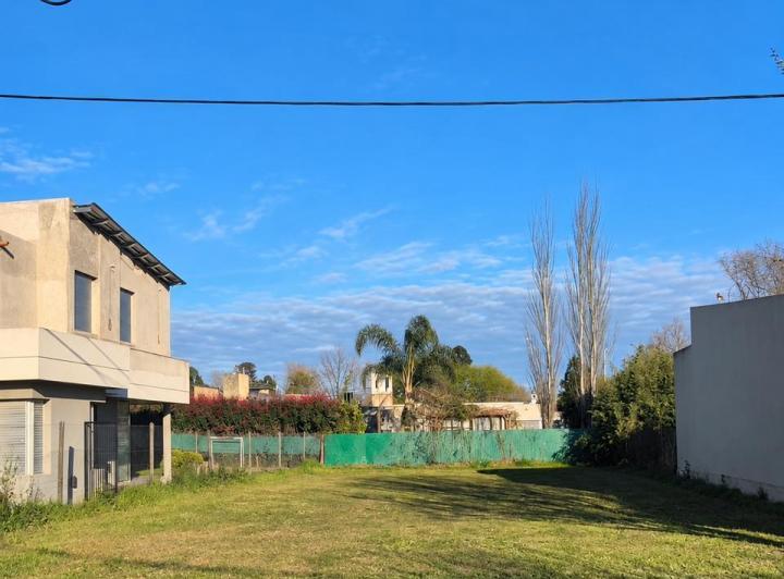Terreno · 584m²