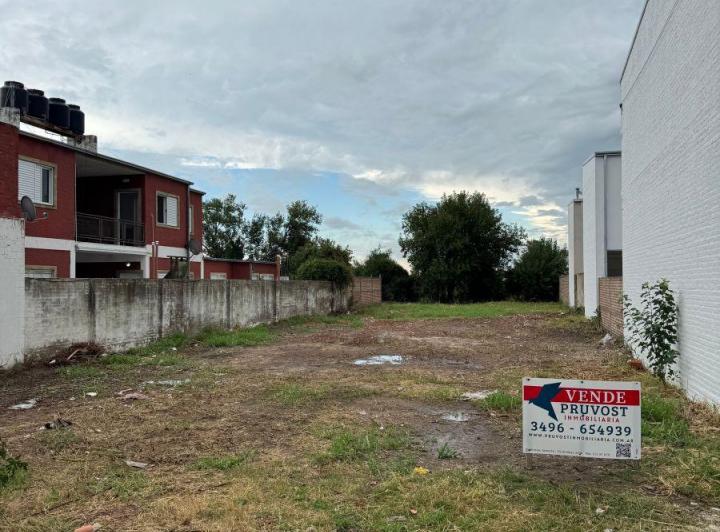 Terreno · 674m²