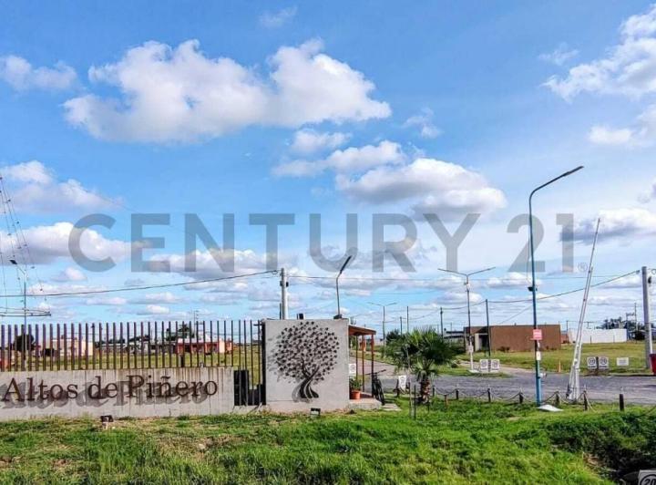 Terreno · 300m²