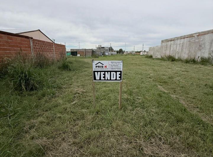 Terreno · 300m²