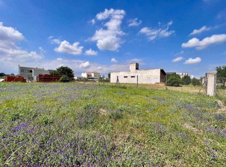 Terreno · 476m²