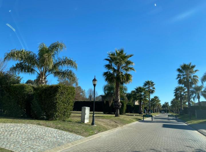 Terreno · 800m²