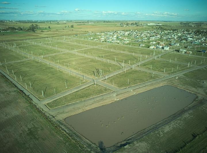 Terreno · 300m²